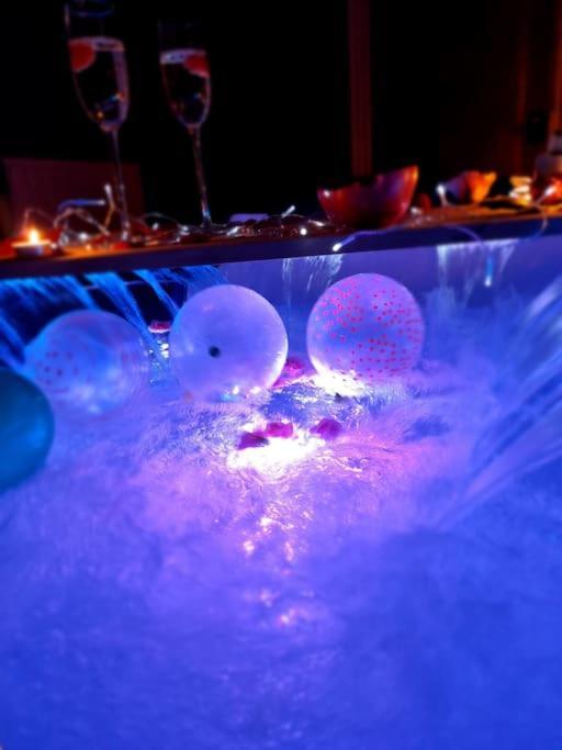 Royal Room Jacuzzi Haut De Gamme Centre Ville Mulhouse Dış mekan fotoğraf